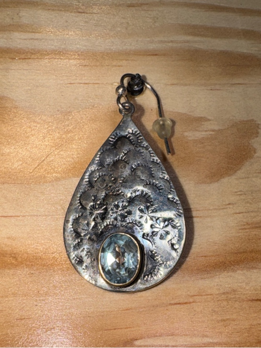Sundance Silver Filigree Teardrop Earrings with Clear Cabochons